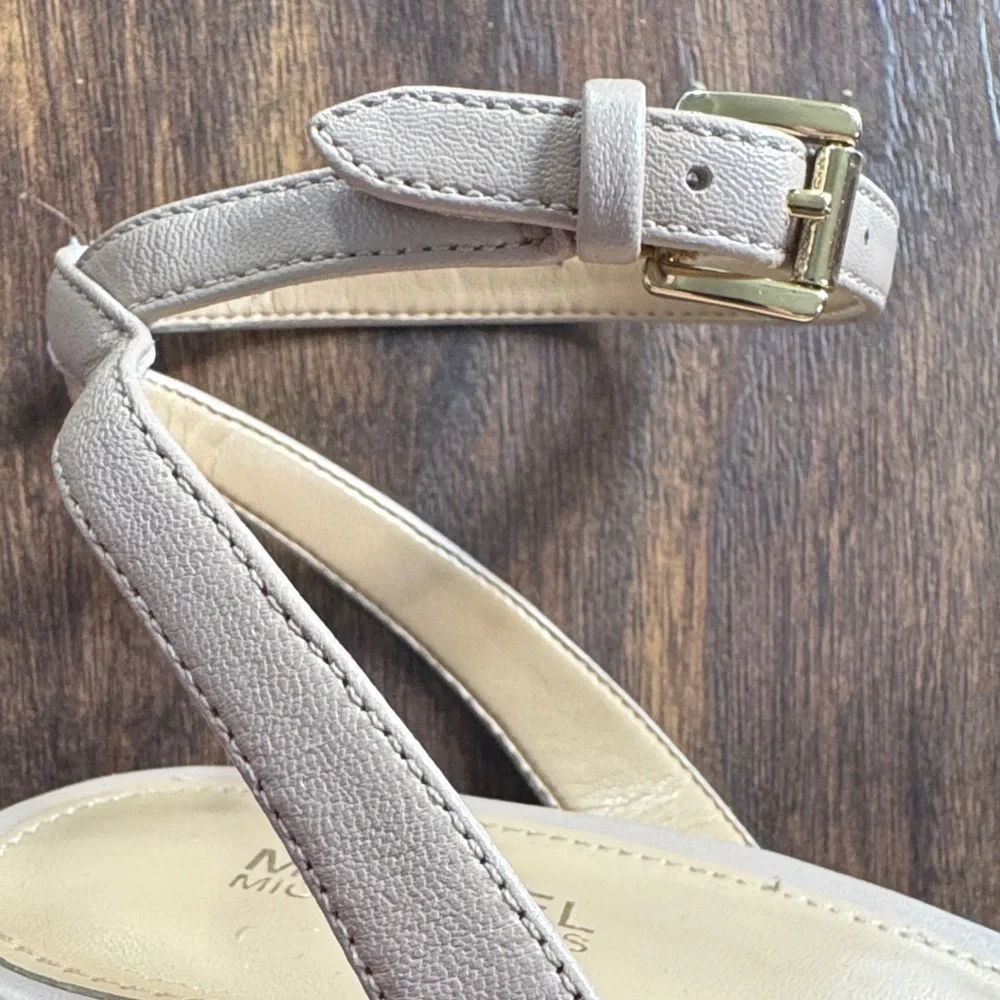 Michael Kors chic strappy